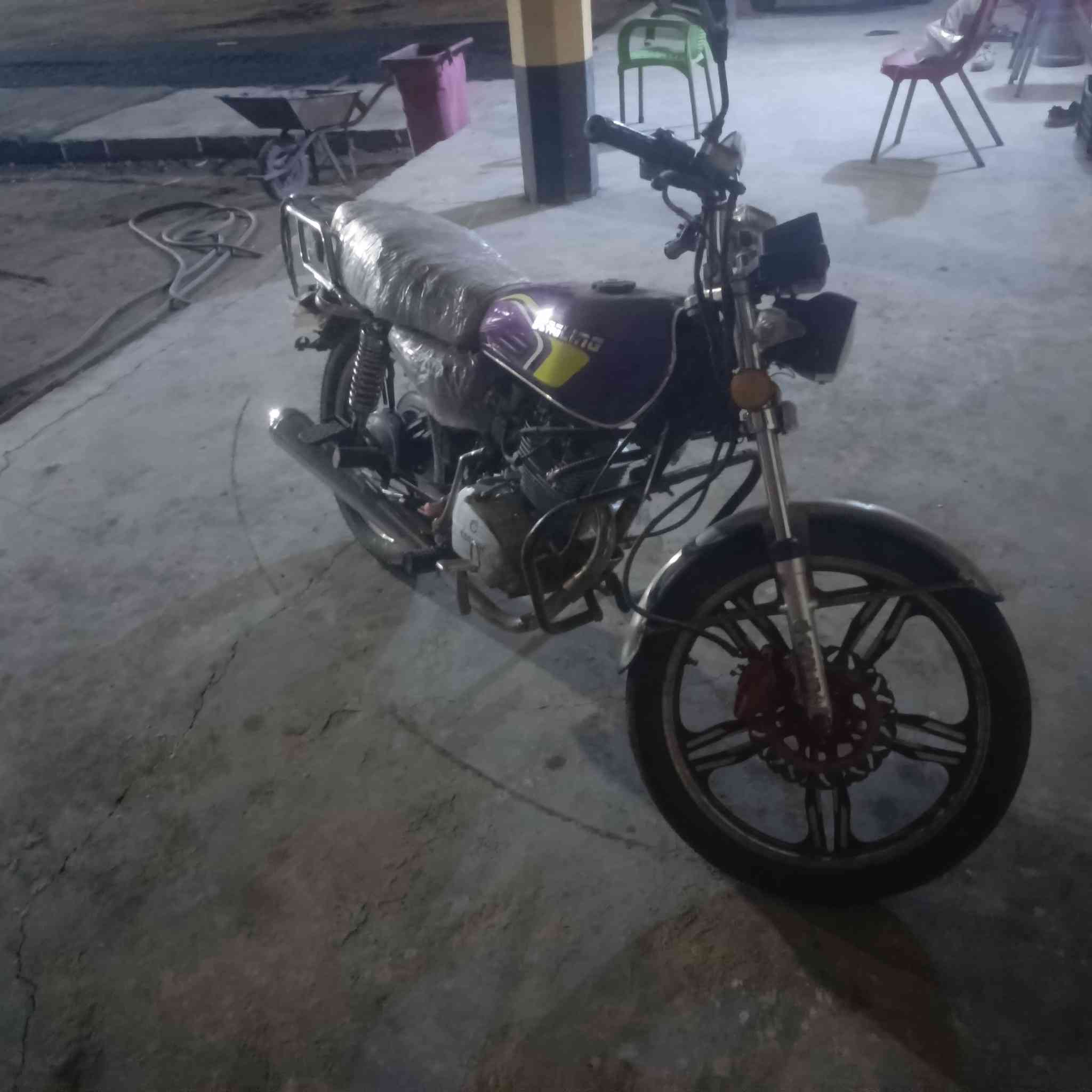 سلام عليكم دراجه سونك للبيع موديل 2023 سعر 625وبيها مجال حك لجيه***********
