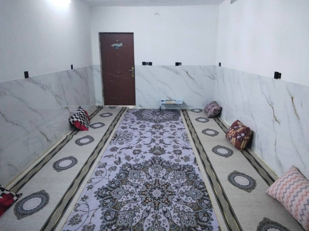 حي السفير    بيت للبيع  125 متر قاطين غرفة النوم صالة مطبخ حمام ستقبال ممر حوش ٥×٥ قاط الثاني غرفة ٥×٧ غرفة 5×10 بيتونة وصطحين


**إذا كنت صاحب هذا الإعلان وتريد حذفه لأي سبب، رجاءا أرسل رسالة إلى الدعم الفني**