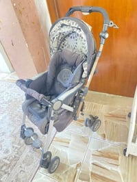 عربانة • أوربي • تحتاج تنظيف