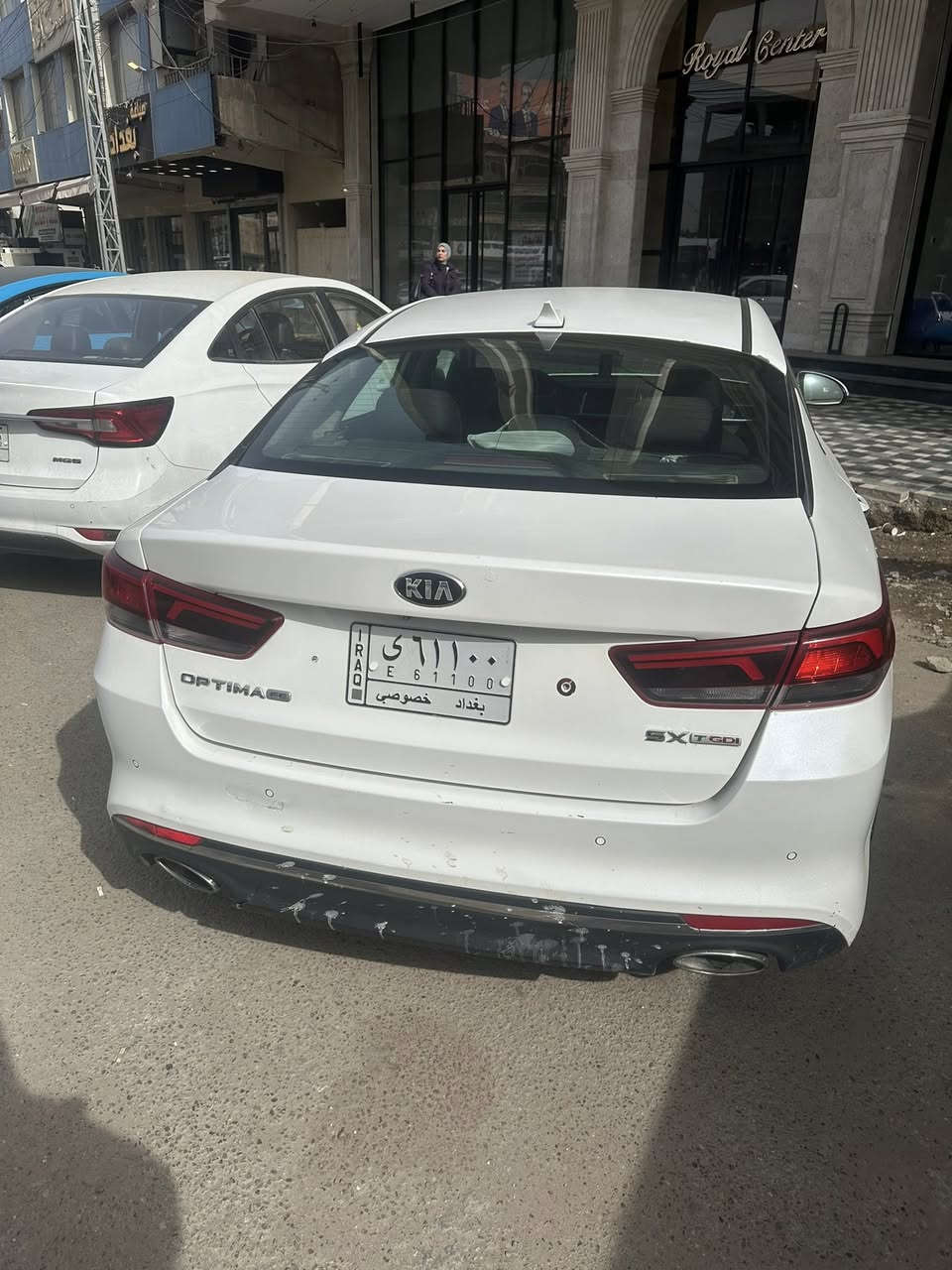 كيا اوبتما اس اكس جي دي اي توربو محرك 2000
3وضعيات قيادة 
كشنات تدفئة 

تبريد قطعتين 

تحكم سترن 

تدفئة ستيرن 

مرايات شفط 

كشنات كهرباء 

تحكم جلوس السايق 

اشارات بالمري 

بصمة 

كاميرا دوارة 

المكان بغداد 
***********

السعر ١٣٥ ورقة
