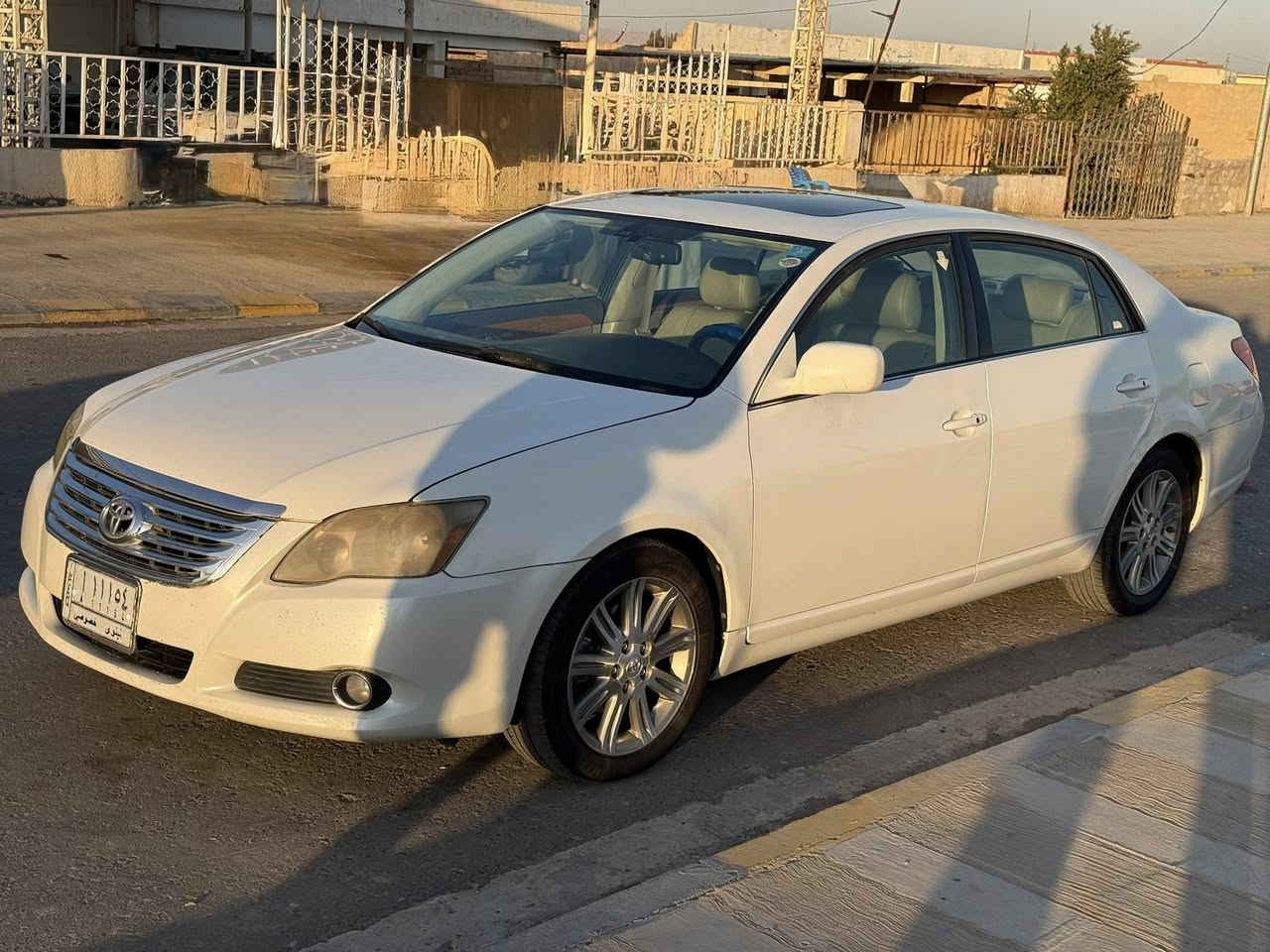 السلام عليكم…
للبيع افلون موديل 2007 لمتد 6 بصمات فول  1/1 مواصفات لون ابيض السيارة وارد خليجي … رقم نينوى مشروع وطني سنوية للـ 28 باسمي شرط التحويل

- محرك V6 سلندر بحجم 3.5 مكفول من تنقيص وتبخير وناعم كلش مابي عيب 

- تبريد ثلج . 
- المقاعد الامامية كهربائية و تدفئة و تبريد بالكشنات الامامية  وخزن وضعيات كشن السائق ومعروفة مواصفات المتد

چاملغات الخلفيات مصبوغة و بارد بالجاملغ الامامي جهة السكن وبنيد مبدل بلادي

 السعر : 120$ وبيها مجال 

 *********** متوفر واتساب واتصال 
مكان السيارة : صلاح الدين / بيجي
