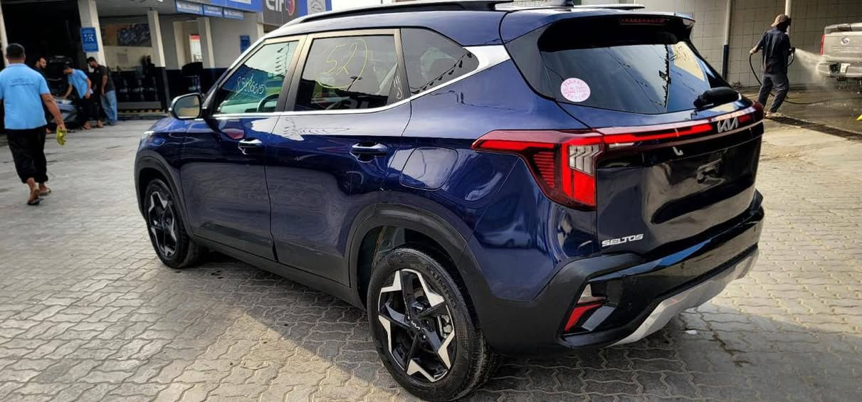 السلام عليكم
سليتوس 2024 جاهز للشحن
فول فتحه بصمه جلد
صبغ قطعه وحده صندوق بدون ايرباك 
واصل ميناء 128 مصلحه
🚗⤵️🚗
 ترهم حره ترهم بكتابه شهداء
تريد سياره حره باسمك
***********
عندك كتاب شهداء ادخل هنا🚗⤵️
https://chat.whatsapp.com/GZsru9KEA2MBPVAHdLd20Y?mode=ac_t
