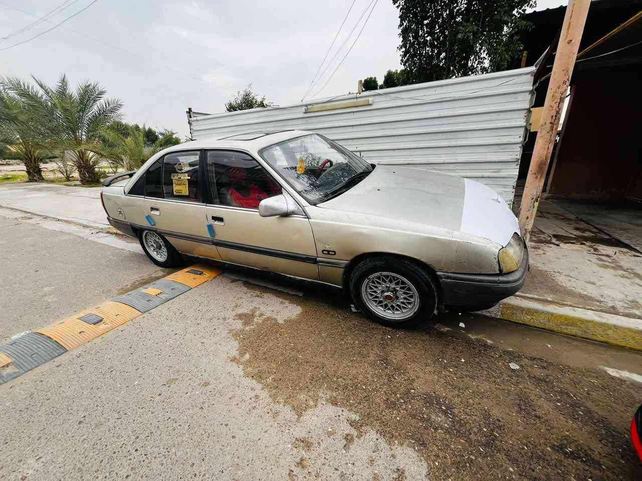 للبيع اوبل اوميكا 
***********
