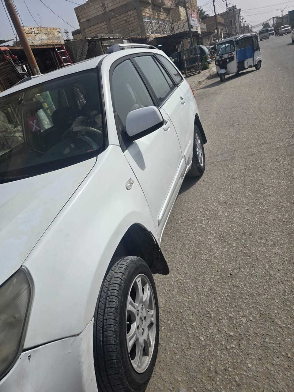 تيجو 2013، للبيع رقم بغداد بيها قطعتين صبغ فقط ا سنويا ساقطة تجديد السنوية على البايع 
كير و مكينه نظيفات
 فتحة بالقمارة 
تحكمات ستيرن 
تايرات جدیده 
سعر السياره ٤٧ ورقه وبيها مجال 
مكان السياره كربلاء حي العسكري 

للاستفسار ***********
