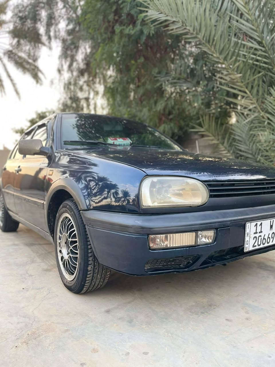 الموصيني علئ كوف جبتلك هاي نضيفه كلش
كولف موديل93 
مكينه2000 
كير اوتو مكفولات 
داخلهه 
بلادي ويل كب تخم تاير
رقم بغداد 
تحويل مبااشر مصفره
سياره حلوه ومتعوب عليهه 

السعر 45 وبيها مجال
مكاني بغداد المدائن
***********
