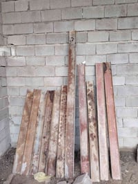 شيلمان للبيع ٥ قطع متر ونص ٤ قطع مترين. ٢قطع مترين ونص مال شبابيك اعكا...