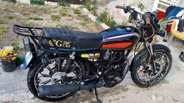 سلام عليكم دراجة سيفان 25 أوراق الدراجه نضيف وخير من الله شوفت عينك مكاني حله قرب شريفه بنت الحسن ولي موو شراي لايدخل رجأأ 0789 158 0861
