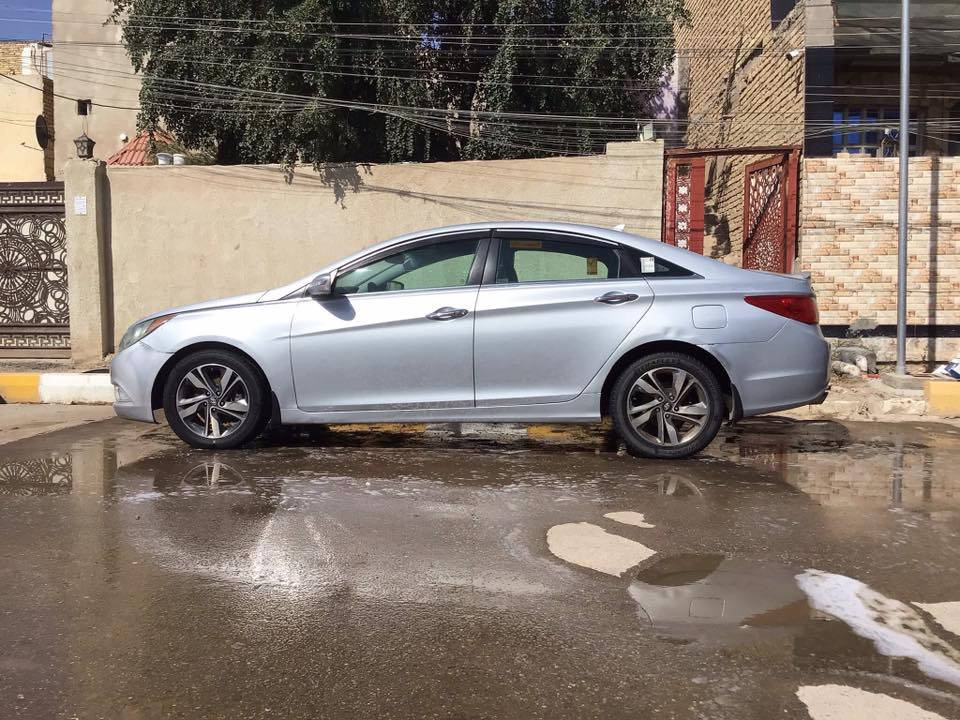 السلام عليكم 
سوناتا للبيع موديل 2011
وارد امريكي 
فول مواصفات فتحة قماره بصمه 
 تبريد شغال 
تدفئه كشنات جلد  كهربائيات 
سياره مكينه وكير جاهزات 
خير من لله مال بيت 
لا مال خط ولا مال تكسي 
رقم مشروع وطني  انكليزي 
مداور ثاني يوم  صلاح الدين  رقمها 
مكاني بلشطرة ناصريه  السياره سعرها 85  وبيها مجال للشراي 
***********
