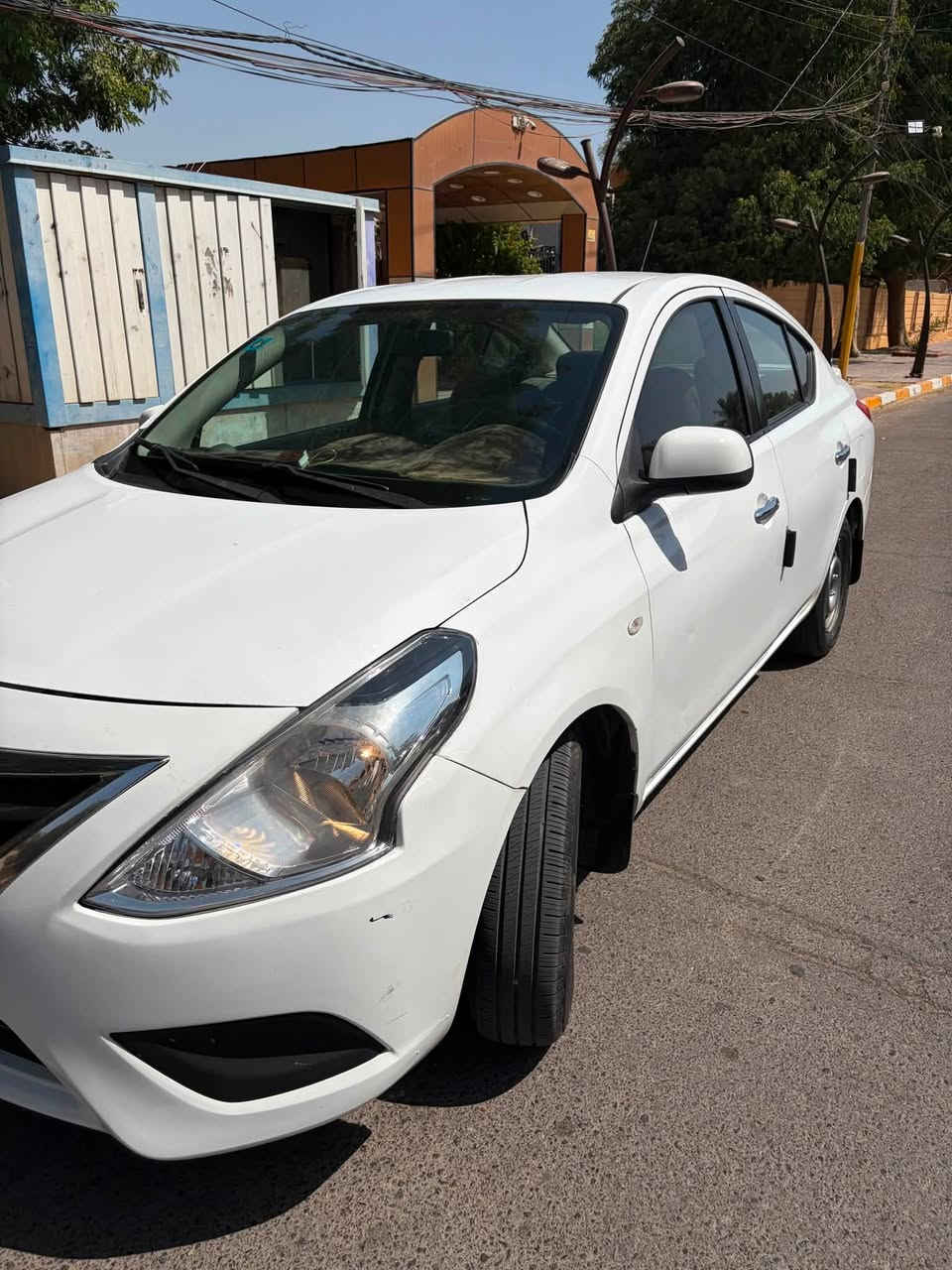 السلام عليكم
سني هندي 2021
رقم بغداد جديد هزه جديده
تحكم ستيرن
سبايدر
شاشة وكامرة
يدات نيكل
صدر امامي خلفي جديد 
تايرات جدد 
كير مكينة تبريد كله كفالة
بيه تبديل ثنين بيبان اصلية 
دعاميات صبغ
سياره باسمي تحويل مباشر 
مكاني الكرخ العطيفية ***********
السعر99$ وبيه مجال بسيط
