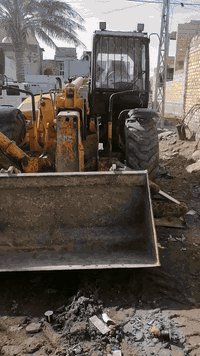 رافعه JCB • موديل ٢٠٠٢ • ١٤متر