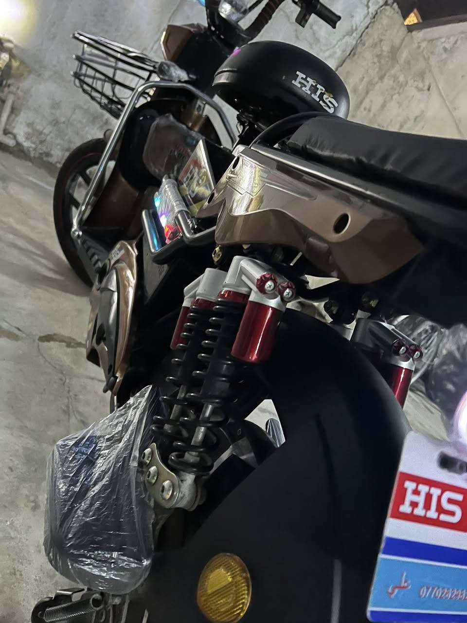 سلام  عليكم
دراجه شحن جديد كدام العين نظيف  احسن نوعيه HIS بطارية 5 اكبار سرعة 99 شاشه اي عطل يبين 60V  و1500W  ابو كارت موديل 2025  بطارية شرط كارت2 سويج2 بصمه2  حساس هم بي من تسوك اترك إيدك هو يدوس فول مواصفات بلوتوث بي صوت عالي جدا سعر 475 بي مجال مكان كركوك شارع القدس رقم الهاتف ***********
