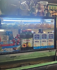 ثلاجة • استخدام ٤ أشهر • جديد