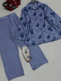 ملابس • توصيل مجاني