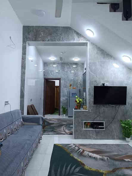 للبيع 
دار ١٠٠متر طابقين حي الميلاد قطاع ٢٧ يحتوي على ثلاثة غرف بناء٢٠٢٥ مطلوب أسكان ٥٦مليون  
للاتصال***********
