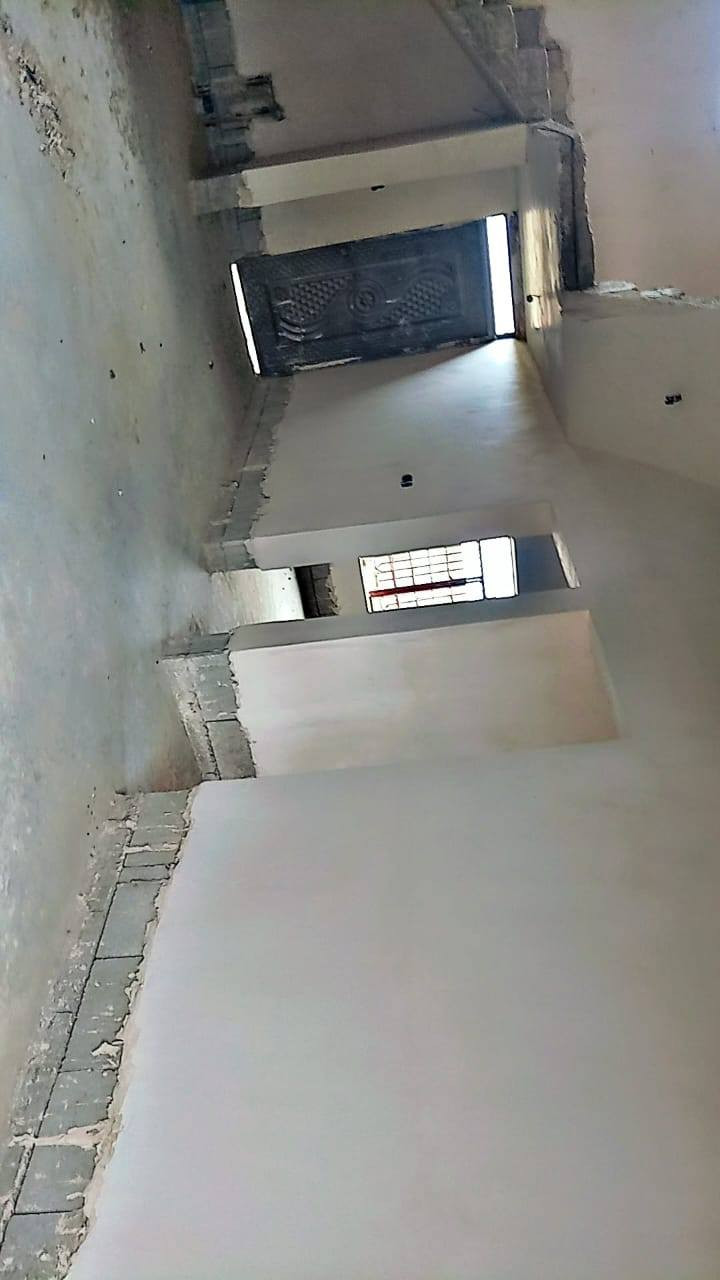 سلام عليكم ورحمة الله وبركاته مكلف بل نشر بيت البيع لاستفسار اتصل على الرقم ‎0782 307 6455
