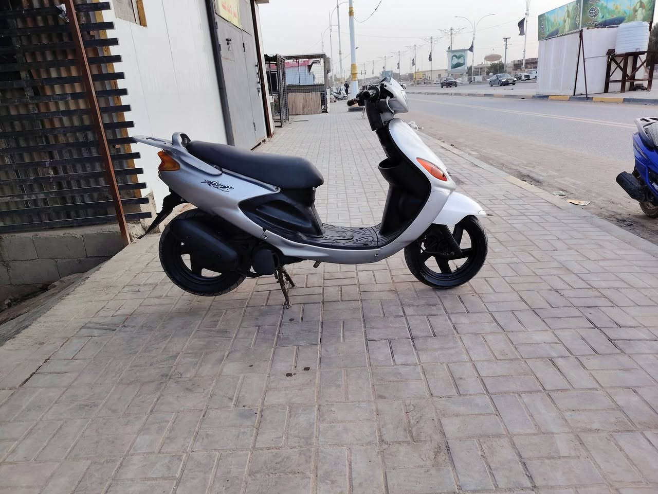 دراجه دولفين للبيع السعر ٤٠٠ وبيهه مجال الشراي يتصل عل الرقم *********** مكانهه السماوه كرهبايات شغاله مكينه ناعمه
