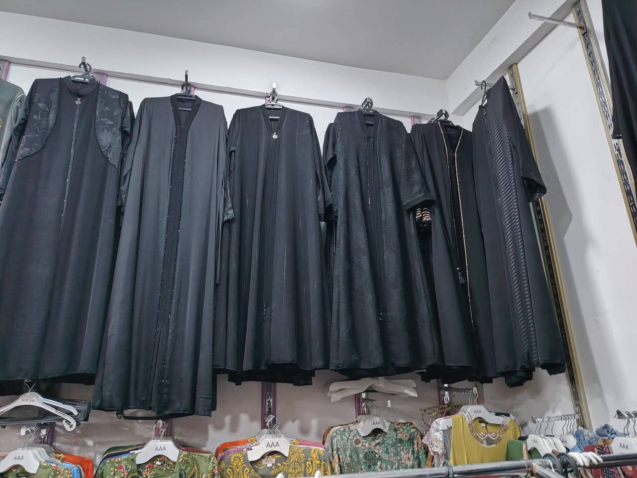 وصول أكثر من ٥٠موديل من العبي
قياس L xLxxL XxxL 4xL
العنوان الأنبار هيت شارع الجري مجاور محمد الكبيسي للغذائية قرب النافورة


**إذا كنت صاحب هذا الإعلان وتريد حذفه لأي سبب، رجاءا أرسل رسالة إلى الدعم الفني**