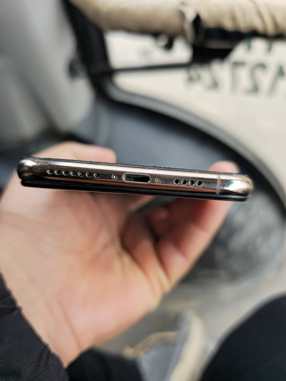 مكلف بلنشر 
السلام عليكم ايفون اكس اس ماكس 
ذاكره256
تك سيم
بطاريه100 مبدل اصلي شرط
مبدل شاشه تفليش ثلاث خيارات اصلي
ضهر مكسور ومغلف 
جام الكاميره الاماميه بيها فطر صغير 
ادفع سعر عجبني ابيعك


**إذا كنت صاحب هذا الإعلان وتريد حذفه لأي سبب، رجاءا أرسل رسالة إلى الدعم الفني**