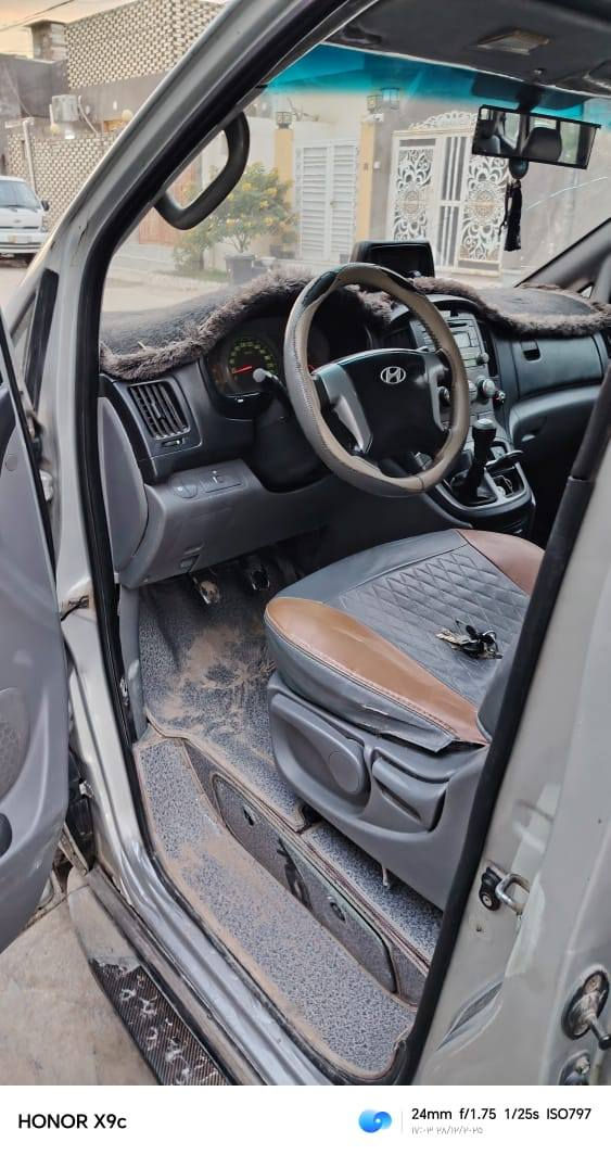 سلام عليكم  ستاركس  ٩ مسكر اصل رقم كربلاء مكان السياره نجف بسمي  خط نجف مشخاب 
مكينه جديده كير اكسل حداديه موبز جديده تبريد امامي وخلفي كهربائي كلها شغاله تخم تاير دواخل نضيفه 
بيها طخه بالربع 
السعر ١٢٥ ورقه  و بالخدمة *********** او ***********
