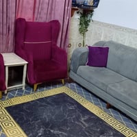 تخم • ٨ مقاعد • مكان الحرية