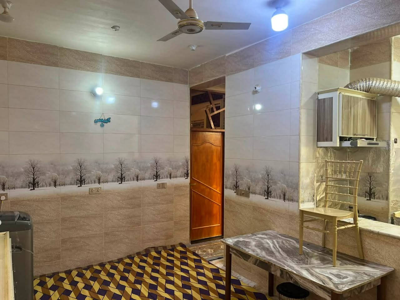 بيت للبيع 200 متر بناء حديث دبل فاليون نزلت كاله بحي الحكيم الاتصال ***********
