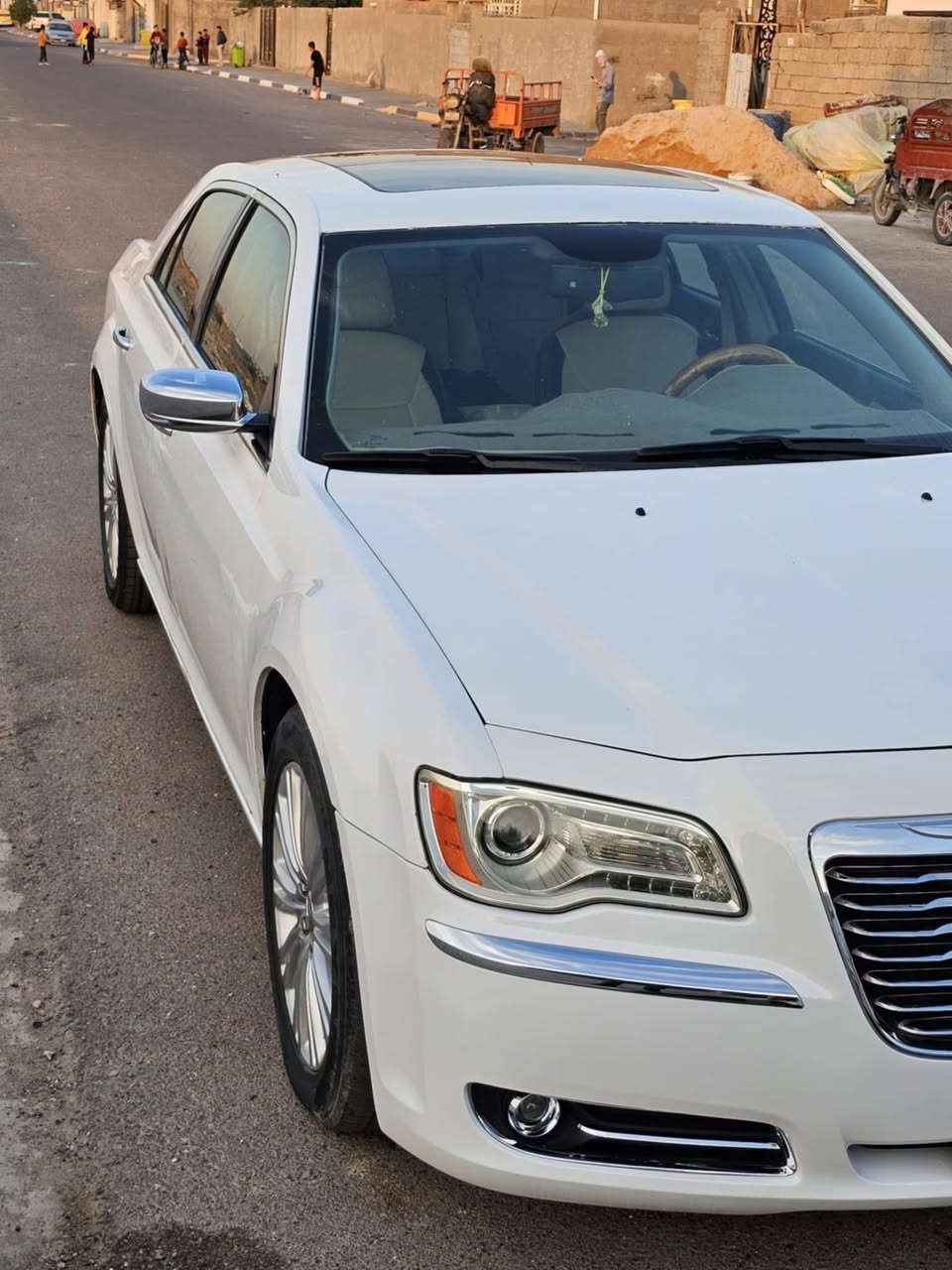 يا الله
سعر 180$
‏‭***********
 
نوع السيارة 🚗 : اوباما فور ويل  فووول الفوا 
سنة الصنع 2014
موقع السيارة 📍: بصرة 
اللون : ابيض 
المسافة المقطوعة : 149 الف 
حجم المحرك ⚙️ :3600
ناقل الحركة ⚙️ :اوتو
رقم بصرة 
المواصفات  👇:
- شاشة كبيرة 
دواخل بيجي 
بانوراما 
استخدام خاص باسمي منذ 2018
- بصمة
- كامرة
- تشغيل عن بعد
- كشنات جلد وكهرباء
- كشنات تدفئه تبريد 
- خزن ميموري 
ثلاجة تدفئة تبريد  
- مرايات قلاب 
كير اوتماتيك +سبورت 
- ويل 18 اصلي 
رقم السيارة : بصرة  
حالة السيارة : وارد كندي تقرير ثلوج  
الضرر : بارد قطعتين على كد الشبر
شرط الفحص
