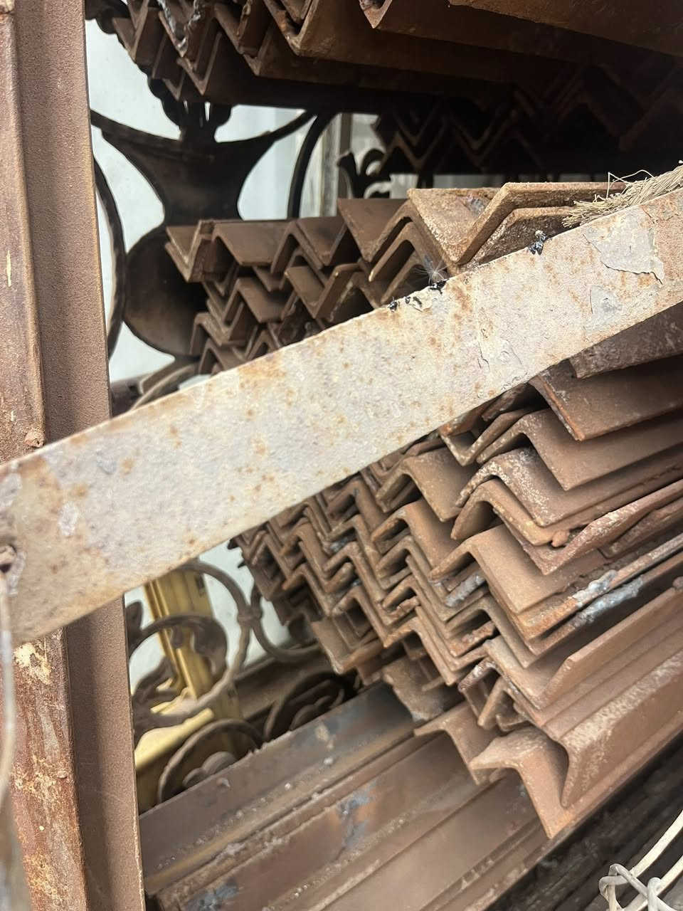 العدد ٣٠٠ قطعه

طول١٢٥ العدد ٣٠٠

١٥٠ العدد٣٠٠ 

٢٥٠ العدد٢٠٠ قطعه

بغداد مدينه الصدر مكلف بالنشر 

اتصال ‭٠٧٧٠ ٤٧٥ ٩٣٥١‬
