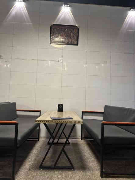 جلسات جديده استعمال اقل من شهر للبيع 
 بغداد الزعفرانيه / ***********
