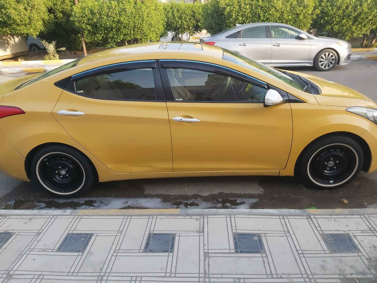 النتره مديل 2012خليجي فول المواصفات فتحت سقف شياير مري بصمه ابواب بصمه تشخيل محركها 1800رقم بغداد بسمي مكان سياره ناصريه سعرهه 105وبيهه مجال رقم تلفون ***********
