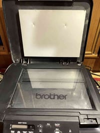 ناظور 80 ميز حديد نضيف 120 وميز ثاني 100 طابعه نضيفه كلش 100 وبيه مجال...