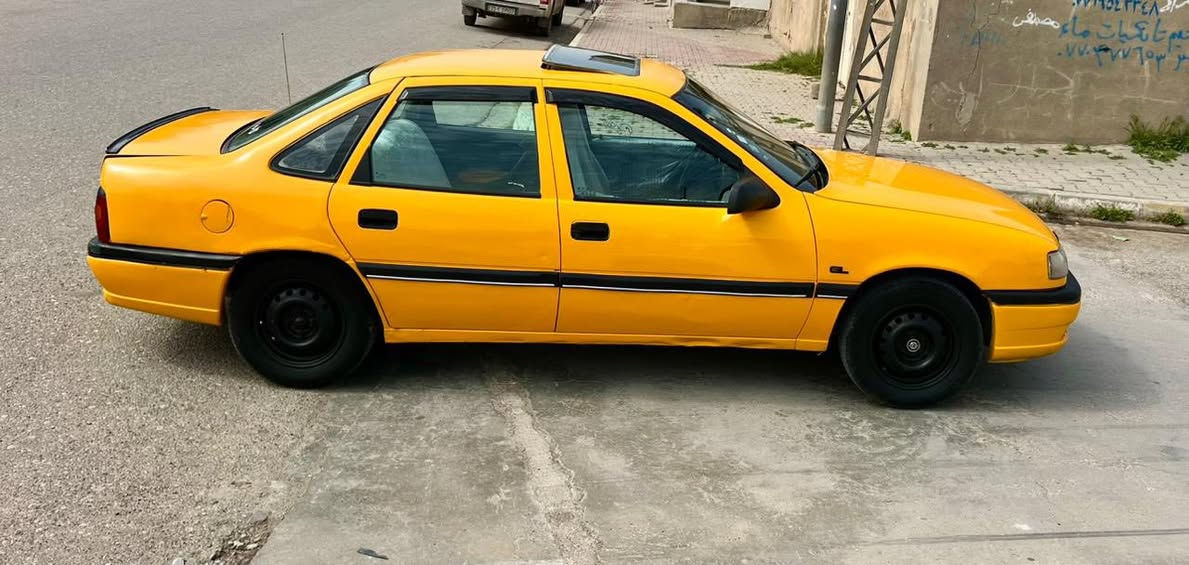 اوبل فكتره موديل 94 حجم 16 قايش عريض رقم كركوك شرط وكاله من الشرعي دفتر بانزين بيها نقابه مصفره سياره جاهزه كير محرك صدّر كهربائيات كله شرط سعر 30 بيها مجال بسيط العنوان كركوك رقم الهاتف ***********
