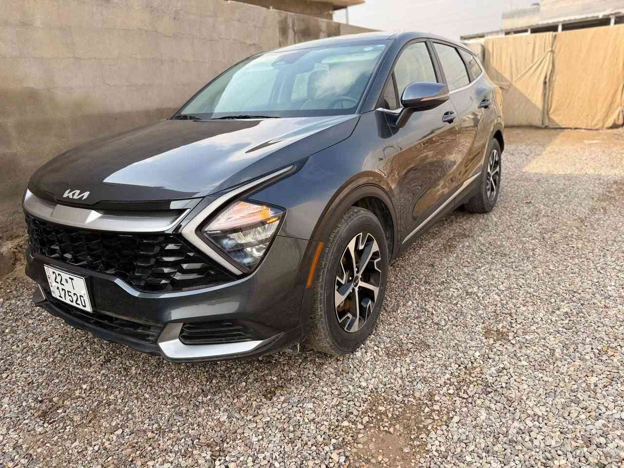 السلام عليكم
للبيع كيا سبورتج2023  فول ماعدا فتحة السقف بجم كبس شركة – كلين تايتل
2023 KIA Sportage, EX
وارد أمريكي ، رقم اربيل ، اللون نفطي ، بصمة تشغيل ، بصمة أبواب ، رادرات امامي وخلفي ، حساسات امامية وخلفية ، كامرة خلفية ، كشنات جلد ، كشن السايق كهربائي ،  محرك 2500 ، بدون صبغ وبدون تبديل ، الايرباكات كلهن سليمة ، ماشي تقريبا 45 الف ميل ، لد امامي نهاري ، لد خلفي ، تدفئه كشنات ، نقطاط عمياء ، مانع انزلاق ، مثبت سرعه ، رادار مسار ،  تبريد قطعتين ، هاند بريك دكمه ، شاشه لمس ،  اوامر صوتيه ، نظام فحص ضغط الإطارات ، اربع وضعيات قيادة ، فول تحكم ستيرن ، صندوق كهربائي ، هاند بريك دكمه 
السعر 215 ورقة مع الرقم وبي مجال

بغداد مكان 
رقم الهاتف ***********
