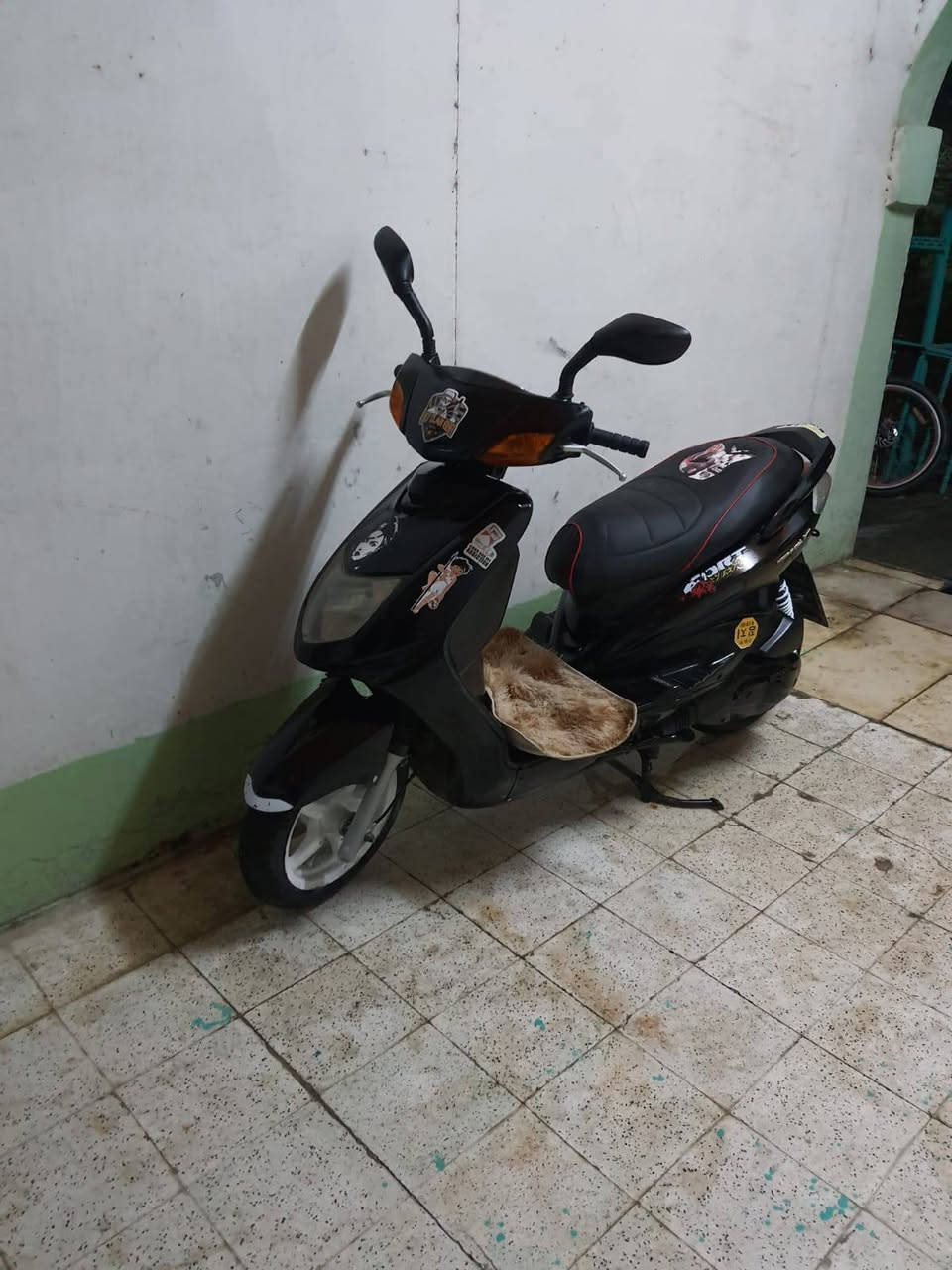 سلام عليكم سكنس نثية ياباني 110 ستان حساس كهربائي شعلة معدل الدرجة خير من الله كهربائيات كلها تشتغل ونكرة سلف سعر 700 وبيها مجال الشراءي يتصل واتس على رقم ***********
