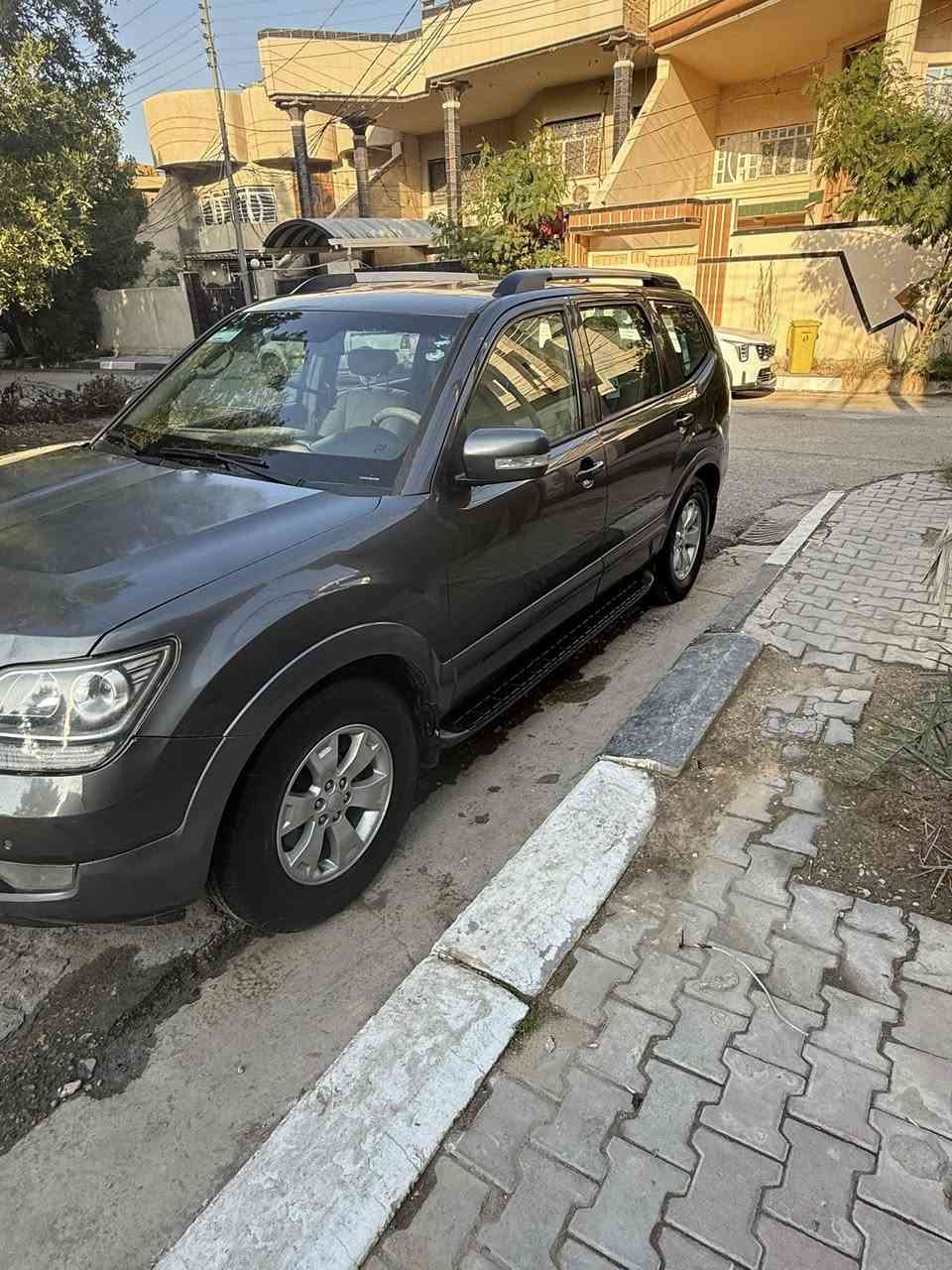 سلام عليكم للبيع كيا مهافي موديل ٢٠١٦ خليجي رقم  أربيل  جديد تحويل او وكاله تريد سياره ماشيه ١٦٢ الف مكينه وتايرات جدد توني شاده ٢٠ ورقه بيه صبغ بجنطه الخلفيه تدفه تبريد شغال كشنات جلد ٧ راكب السياره خير من الله مكان السياره كربلاء للإستفسار الاتصال ***********
