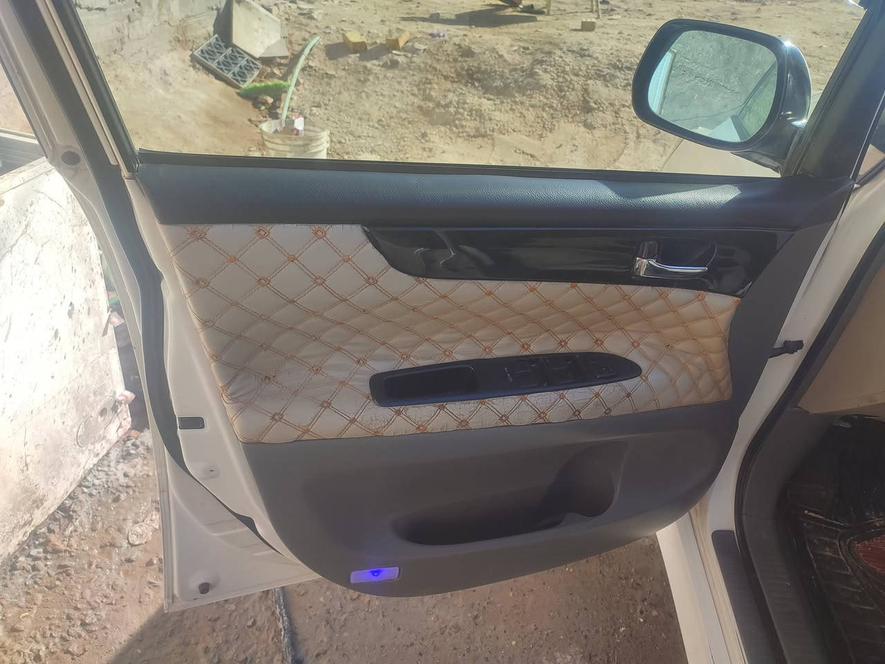 ابصم نجف دولي بسمي موديل 2001 مكفولة من الضربة القوية والتبديل جاهزة من جميع النواحي محرك كير حداديه تخم تاير ويل اكروم تبريد 3قطع فتحه بالقمارة السعر 115 موبايل ***********
