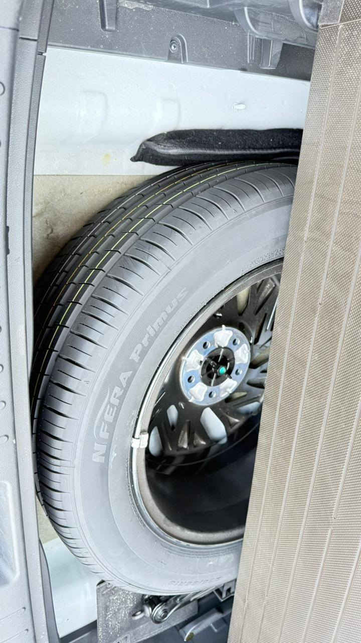 السلام عليكم بيع او مراوس حسب القناعه
توسان موديل 2024 خليجي كفااااااااله عاااااااامه فول مواصفات رقم بغداد بسمي وشرط التحويل  بعدها بحاله الوكاله استخدام شخصي ماخذها زيرو ماشيه حاليا ٣٦ مكينه وكير كفاله سعر ٢١٧ 

مكاني بغداد اليوسفيه

اي استفسار ***********
