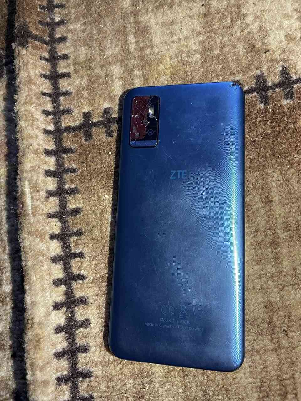 السلام عليكم خوان  عدي جهاز لبيع أو مراس  آيفون ٧ أو ٨ الجهاز بي ضربه بل شاشه مكان السيم مرات يشتغل مرات مايشتغل أو الكامره الخلفيه عاطله  بس مراوس  أيفون ٧او ٨ ذاكره ٦٤ رام ٣


**إذا كنت صاحب هذا الإعلان وتريد حذفه لأي سبب، رجاءا أرسل رسالة إلى الدعم الفني**