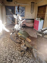 دراجه سونك خمس كير دراجه مكفوله من كلشي فقط الشاشه تعلك والتانيك مال ب...