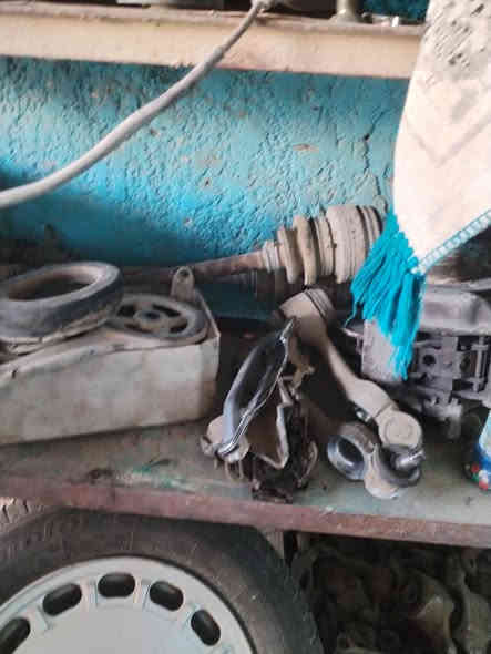 حداديه مال رئاسي كامله امامي والخلفي بطاين بوب باب خلفي واحد وعنبار وبريشر وبعد غراض عنوان ذي قار شطره ***********
