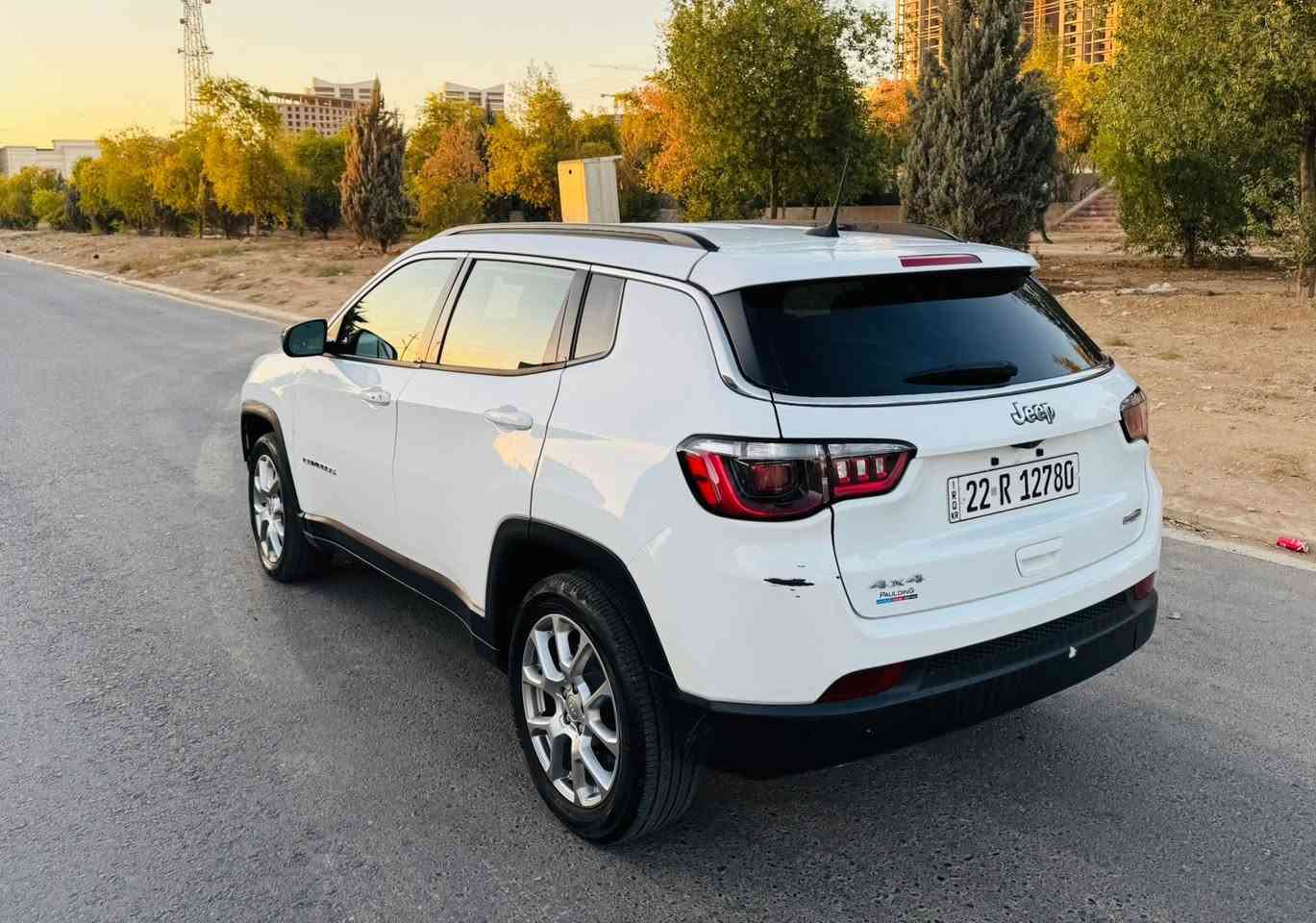 جێب کۆمپاس ٢٠٢٤ jeep compass LATITUDE
مواسفات ئەمریکی لاتیتديو
رەنگی سپی
رقم موبايل :***********
رقم موبايل :***********
سیارەکە بۆنیت سبوخە لەگەڵ جامرخی لای سایەقی بێ ژوری ئێرباگ سیستەمە 
سعر :149 وه ره قه و مجالەکی کەم
15 هه زار کم رويشتووه 
مواصفات 
شاشه گه وره  و كاميرا وبلاجكتؤر لايت وزينون وڤؤليؤم وECOوAUX شاشە داتاشۆ 

گێڕ  و تبريد  به شرت
تەحویل و غه رامه وبەناوکردن بەشەرت
سەنەوی تا ٢٠٣٠ 

شوين له هه وليرم
3c4njdbn4rt586608 :: رقم شانصي
