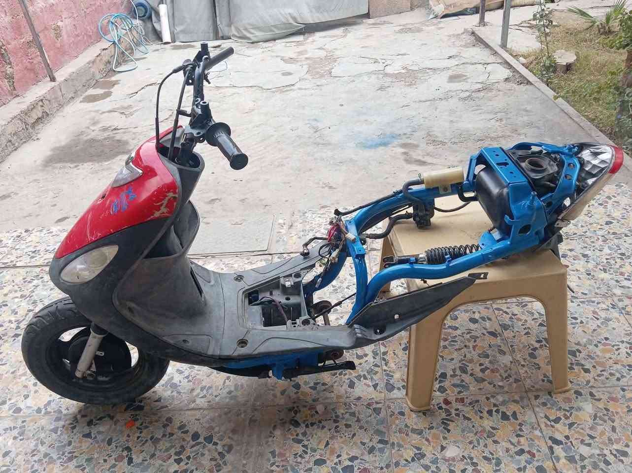 السلام عليكم دراجه للبيع تعمير جديد نقصها محرك ابيع علا وضعها ١٠٠ وبي مجال مكاني  الغزاليه


**إذا كنت صاحب هذا الإعلان وتريد حذفه لأي سبب، رجاءا أرسل رسالة إلى الدعم الفني**