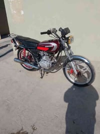 دراجه للبيع خمسه كير كلشي شغال   سعره 500و بيهه مجال الريد يراسلني على...