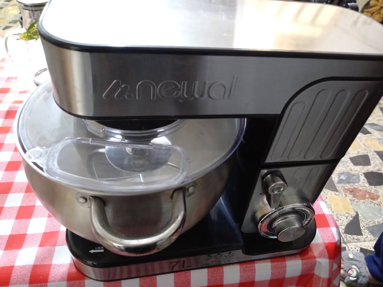 للبيع عجانه اخت الجديد ماركه نوال ٧ لتر


**إذا كنت صاحب هذا الإعلان وتريد حذفه لأي سبب، رجاءا أرسل رسالة إلى الدعم الفني**