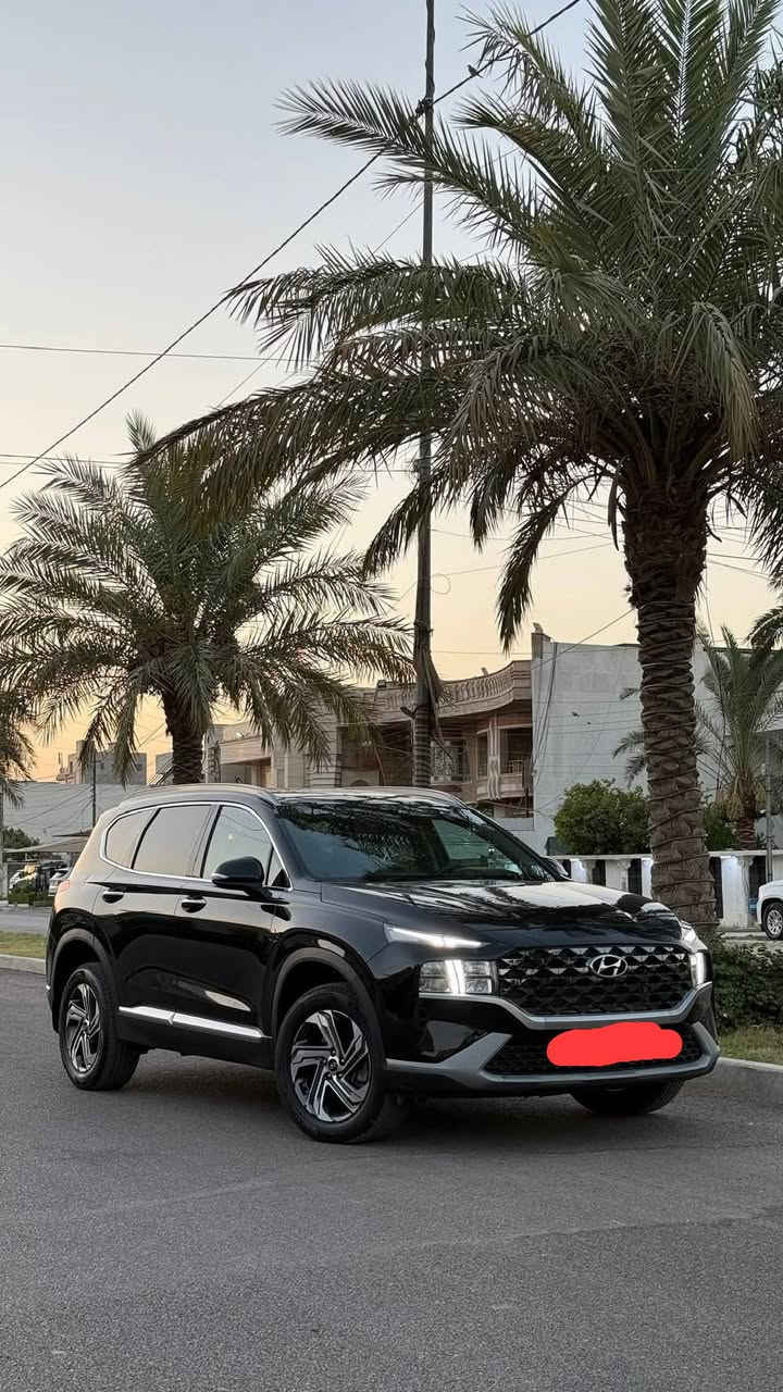 سلام عليكم
سنتافي sel premium2023
لون اسود فول مواصفات 1/1 وارد امريكي ايرباك دركه فقط حادثها جاملغ وبنيد ومبدل نفس الون بدون صبغ ماشيه 40 الف رقم دولي بغداد باسمي 
المواصفات
1. بنراما
٢. شاشه كبيره
٣. بصمه
٤. تشغيل عن بعد
٥. كاميرات محيطيه
٦. رادار امامي خلفي
٧. كشنات جلد كهربائيه
٨. تدفئه بالكشن ولون مميز
٩. صندوق كهربائي
١٠. توقف ذاتي
١١. اربع انضمة قيادة
١٢. تحديد مسار
١٣. دفع رباعي
١٤. محرك ٤ سلندر ٢.٥
١٥. كير ٨ نمر
١٦. شفت نمره 
١٧. شحن وايرليس
١٨. كامره بالاشاره تضهر بالعداد 
وبعد اكو هواي مواصفات
مكان السياره بالشعب السعر المطلوب 215 ورقه الشراي يتصل ***********
