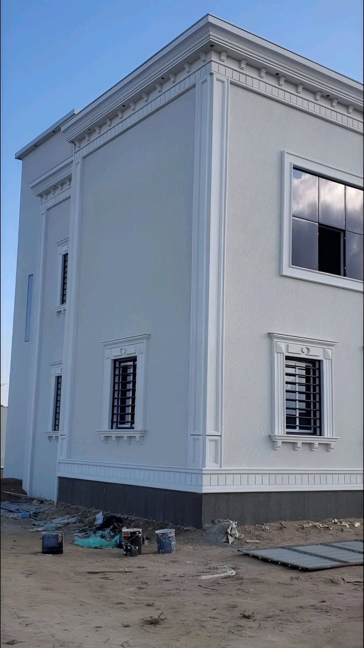 ديكورات خارجيه وداخليه 
جبس بورد.بديل خشب .بديل رخام 
.بديل شيبورد 
صبغ داخلي وخارجي وبأنسب الاسعار 
صبغ شبابيك وبيبان 
للاستفسار عن اي موضوع 
***********
