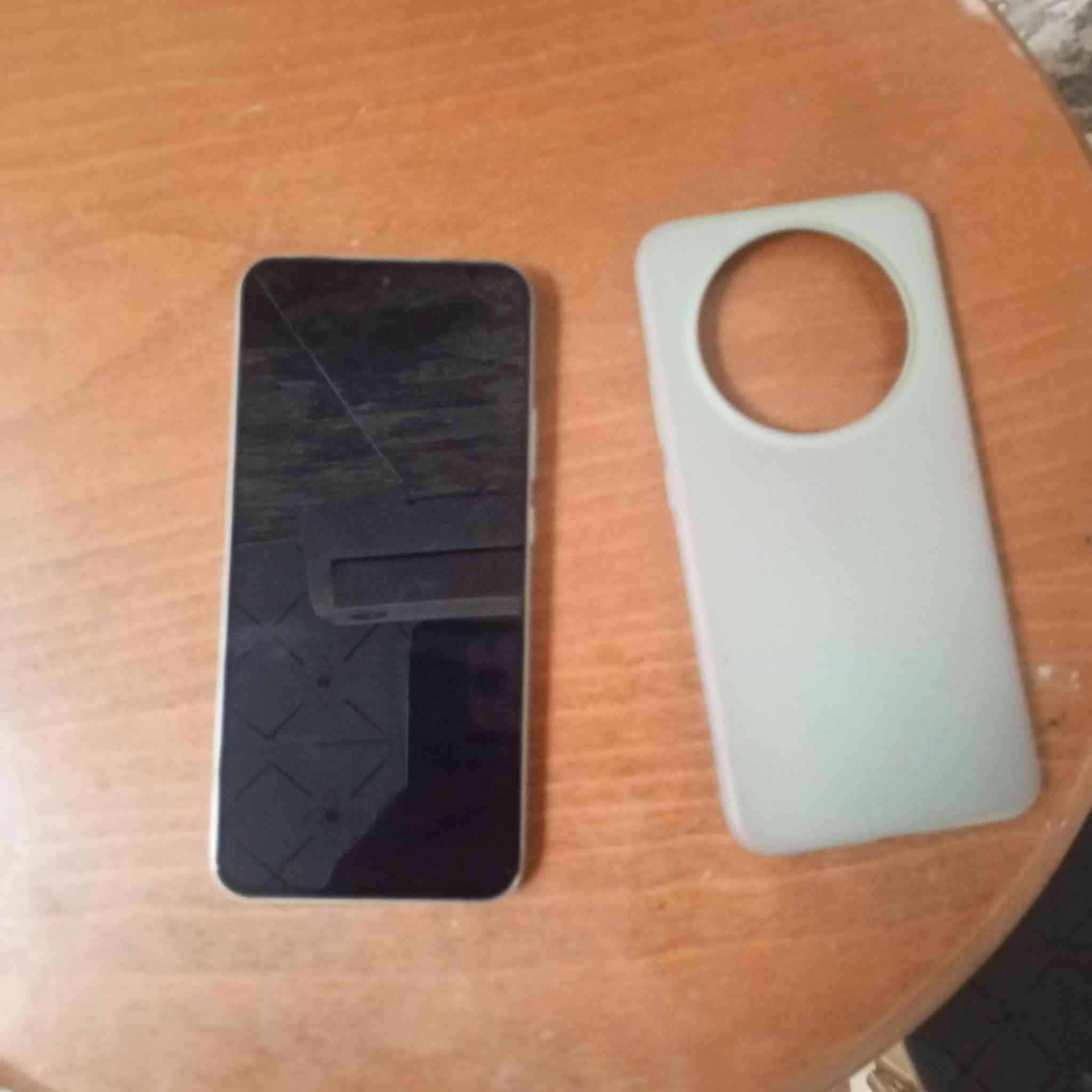 هونر XD جديد قبل سبوع اخذتة 425 وهسة رائدة قفل 350 بدون ملحقات بس الكفر الصلي ويا واحد حتياط


**إذا كنت صاحب هذا الإعلان وتريد حذفه لأي سبب، رجاءا أرسل رسالة إلى الدعم الفني**