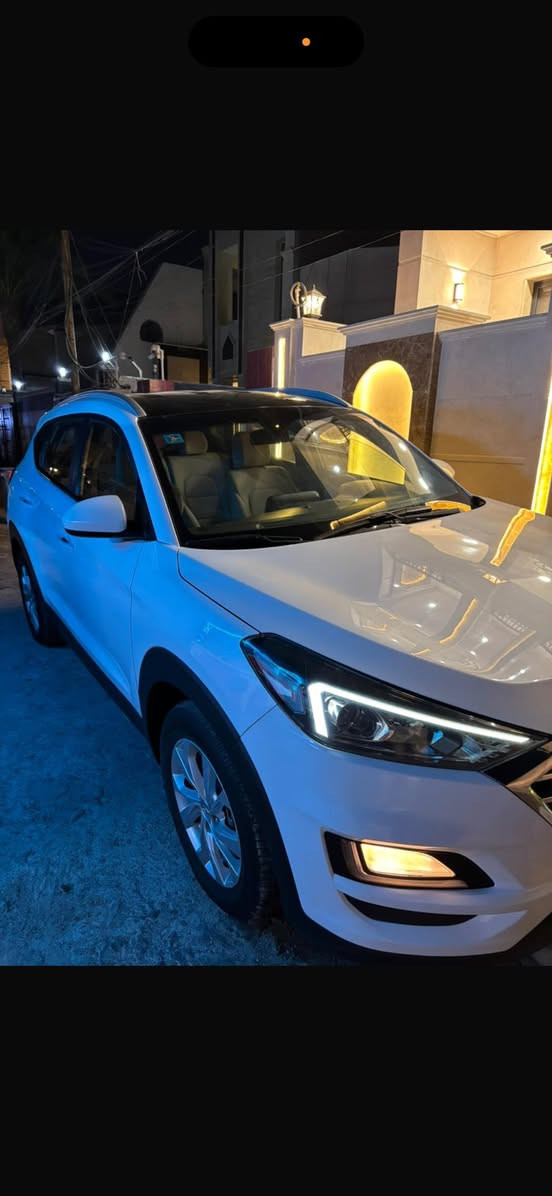 السلام عليكم
توسان  وارد امريكي 
مديل 2020
السياره بدون ارباك 
السياره قبق جنطه مبدل اصلي و جاملغ خلفي الايمن مصبوغ و جاملغ الامامي الايسر هنا ب عراق صار تقشر في  البنيد و باب السايق مصبوغ 
السياره محرك 2.0 
السيارة ماشيه 49 الف 
شاشة و كامره دواره 
السياره سويج 
رقم بغداد 
السيارت باسمي 
و صور الحادث ب منشور 
محرك و مكينه مكفوله 
اتو هولد سايد ربيك بصمه 
كشنات مخمل 
تحديد مسار 
السعر 145 بيها مجال  
العنوان بغداد // السيديه 
الهاتف 
*********** متواجد واتساب
