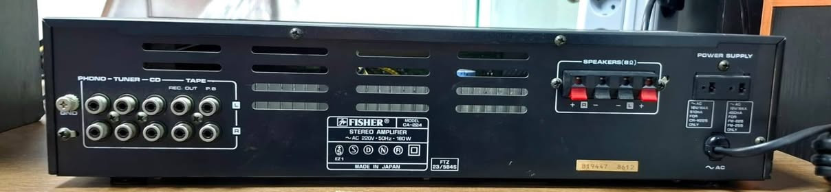 امبليفاير ياباني  ماركه فيشر Fisher
ويحتوي على ايكولايزر
حجم لارج 
جدا جدا نظيف
بلادي
١٨٠ واط حقيقي 

٦٥ الف فقط (نهائي)
يوجد توصيل كل المحافظات
محمد الآغا للصوتيات
***********
