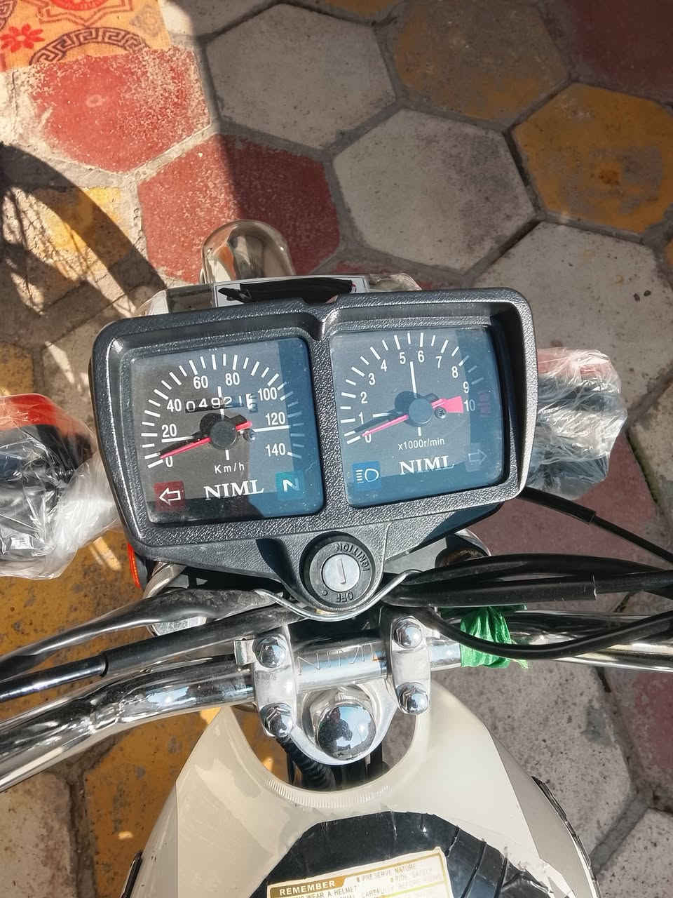 السلام عليكم دراجة 4 كير نامه موديل 25 جديده اوراق أصولية سعرهه 650 العنوان المحمودية ***********
