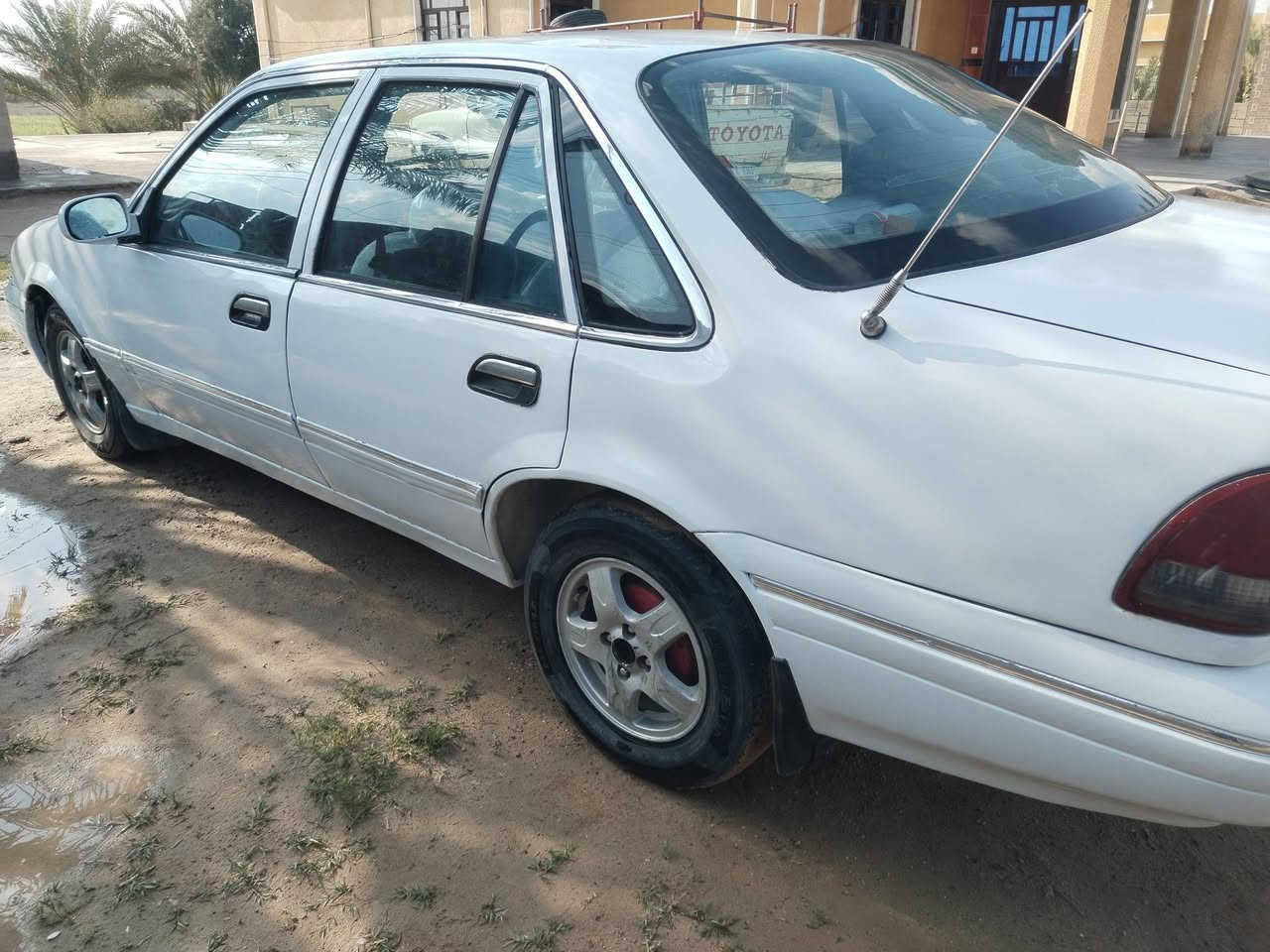 للبيع برنس فراشه موديل 97  رقم بغداد ب اسمي هزه جديده صبغ حزام ب38 وبيه مجال قليل مكان الانبار الگرمه اتصل ع ***********
